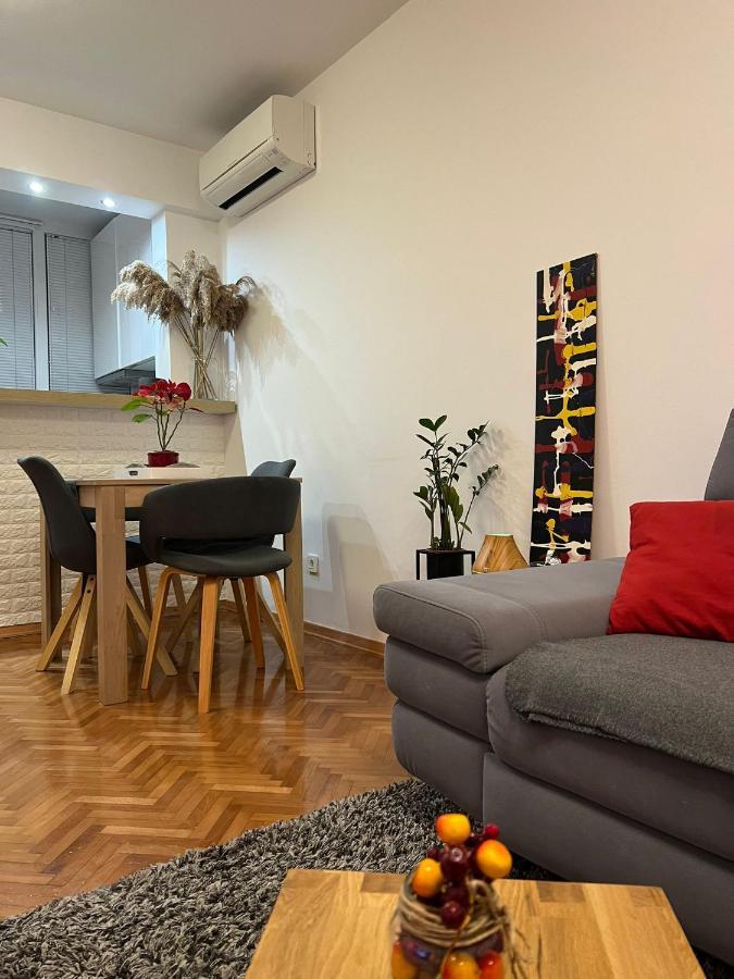 Mm Split Apartment - 5 Min By Car To The Beach & City Center - Free Public Parking Exterior photo